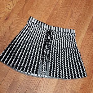 Cute Candie's Black and White Skirt Size Medium Zig Zag Pattern